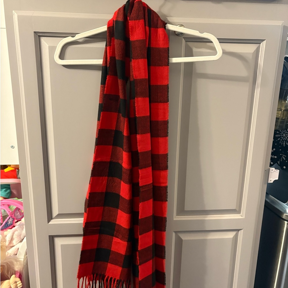 Plaid Red and Black Scarf
